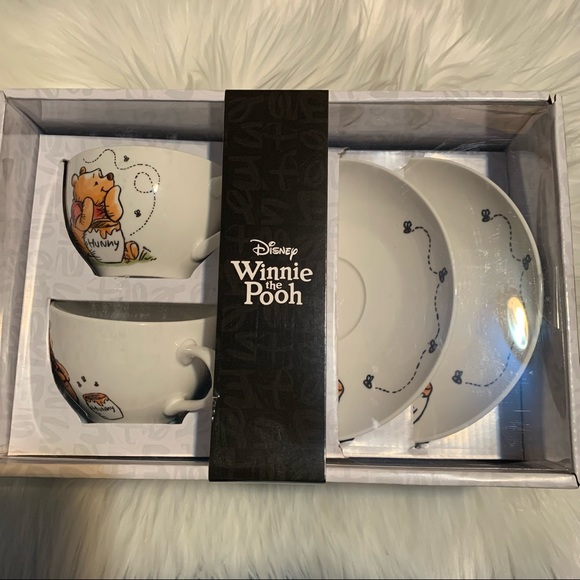 Disney Winnie the Pooh Teacup Set NWT 2 cups & 2 saucers Piglet Eeyore - Picture 7 of 12